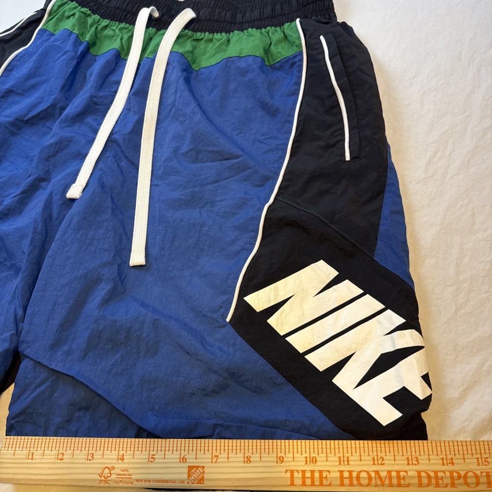 Nike  Shorts MENS XL DRAWSTRING  LOGO COLORBLOCK SHORTS - Picture 2 of 9